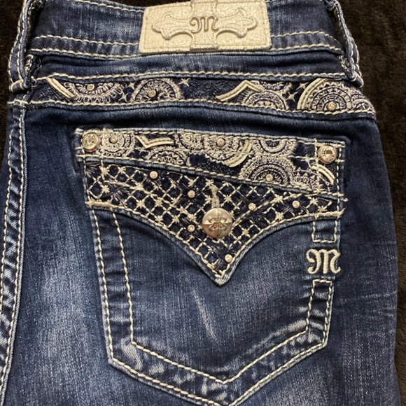 Miss Me Jeans - Picture 4 of 5
